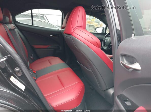 JTHY3JBH1K2001103 2019 LEXUS UX 200 Black VIN sticker view