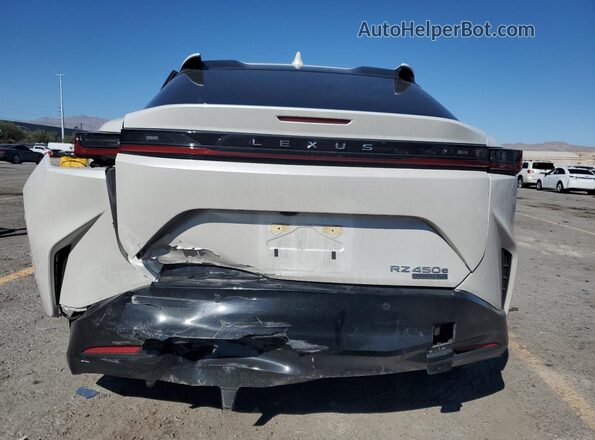 JTJAAAAB5PA018325 2023 LEXUS RZ Белый Вид сзади