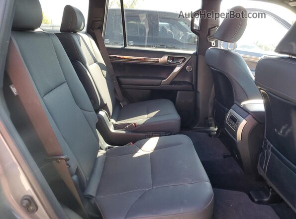 JTJAM7BX4M5274027 2021 LEXUS GX Gray Vista interior trasera
