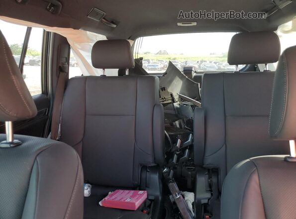 JTJAM7BX7P5356015 2023 LEXUS GX White Vista de los asientos traseros