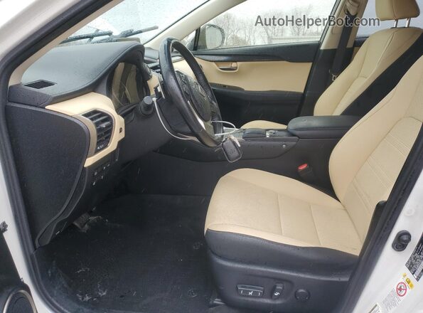 JTJBARBZ4K2215620 2019 LEXUS NX Белый Вид салона спереди