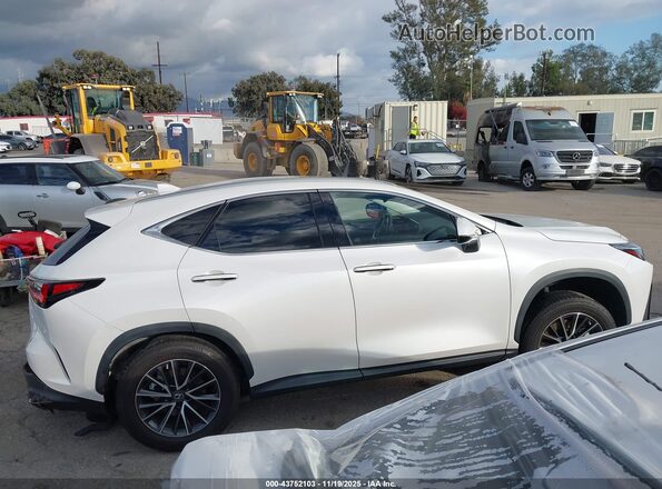 JTJGKCEZ9N2010634 2022 LEXUS NX 350H Белый Вид задней части салона