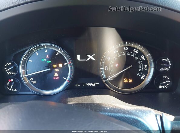 JTJHY7AX1G4202121 2016 LEXUS LX 570 Gray Rear seats view