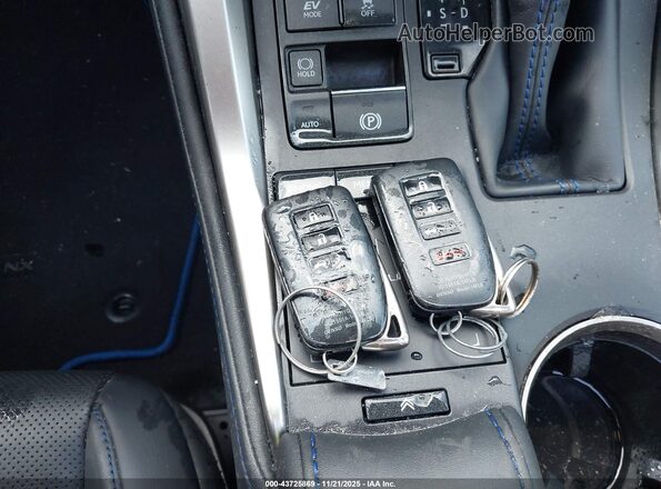 JTJSJRDZ7M5010498 2021 LEXUS NX 300H Белый Вид панели приборов