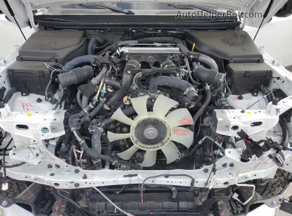 JTJTBCDX0R5030239 2024 LEXUS GX White Շարժիչի բաժամունքի տեսք
