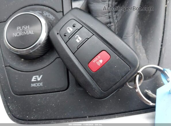 JTM16RFV0PJ034714 2023 TOYOTA RAV4 HYBRID Серебряный Вид панели приборов