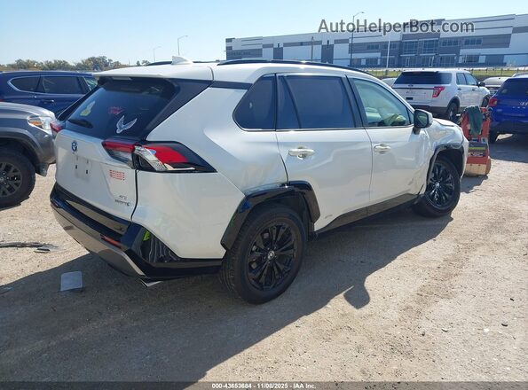 JTM16RFV4ND518879 2022 TOYOTA RAV4 HYBRID White 