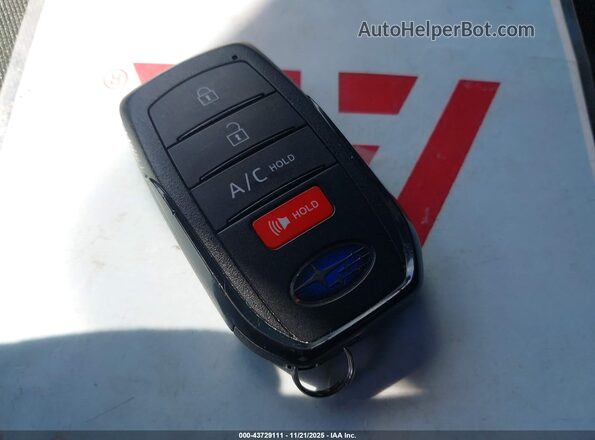 JTMABABA7SA093252 2025 SUBARU SOLTERRA Красный Вид панели приборов