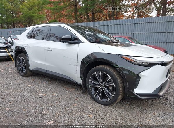 JTMABACAXRA082318 2024 TOYOTA LIMITED Белый 