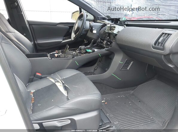 JTMABACAXRA082318 2024 TOYOTA LIMITED Белый 