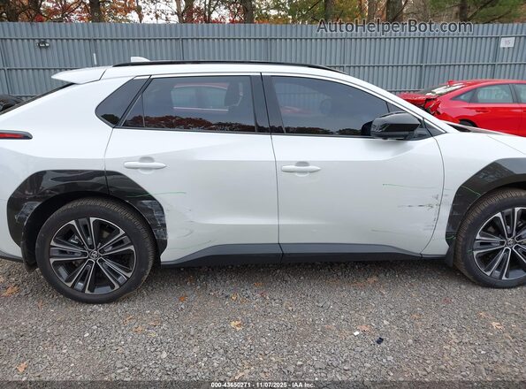 JTMABACAXRA082318 2024 TOYOTA LIMITED Белый 
