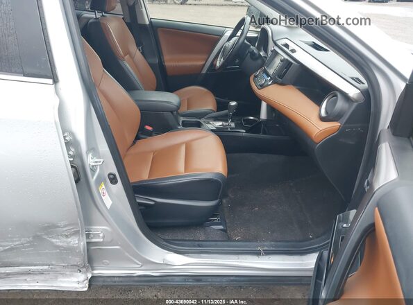 JTMDJREV1GD013267 2016 TOYOTA LIMITED Silver Front interior view