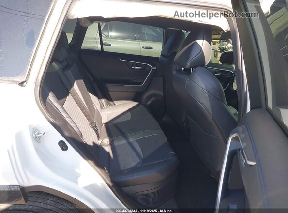 JTME6RFVXSD572572 2025 TOYOTA RAV4 HYBRID White VIN კოდის სტიკერის ხედი
