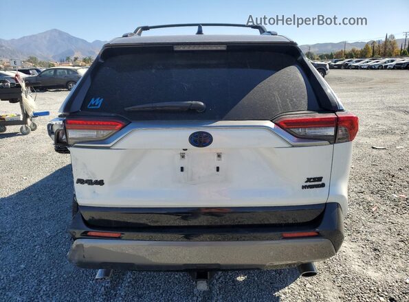 JTMEWRFVXLD547365 2020 TOYOTA RAV4 White Rear view