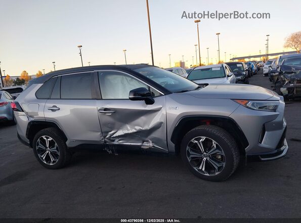 JTMFB3FV1MD024976 2021 TOYOTA RAV4 PRIME Silver Vista interior trasera