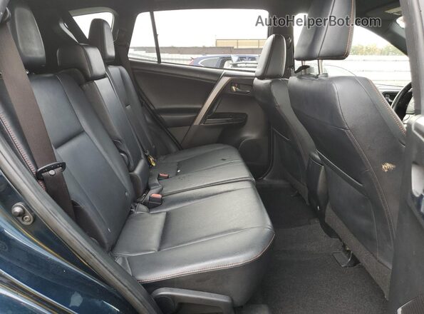 JTMJFREV3HJ714206 2017 TOYOTA RAV4 Blue Vista interior trasera