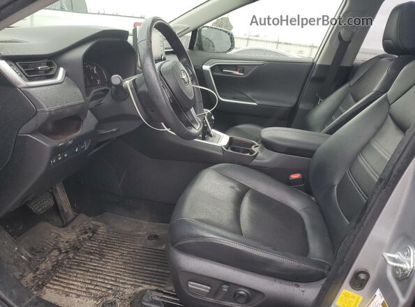 JTMN1RFVXLD061122 2020 TOYOTA LIMITED Серебряный Вид салона спереди