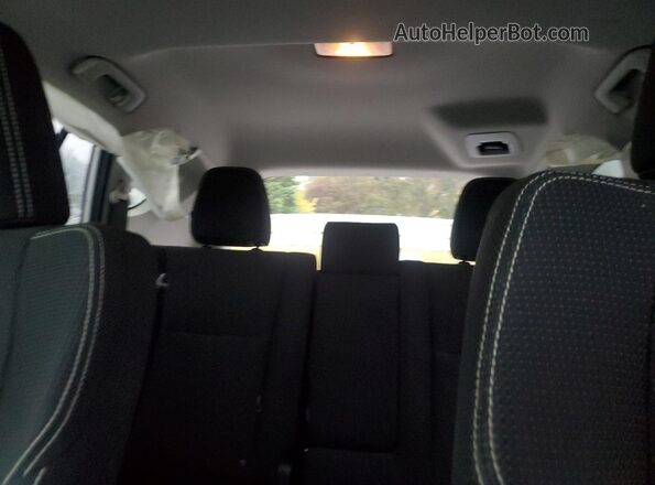 JTMRFREV4JJ717219 2018 TOYOTA RAV4 White 