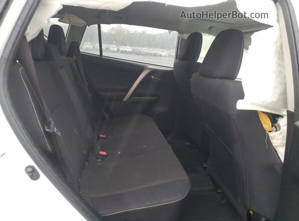 JTMRFREV4JJ717219 2018 TOYOTA RAV4 White 