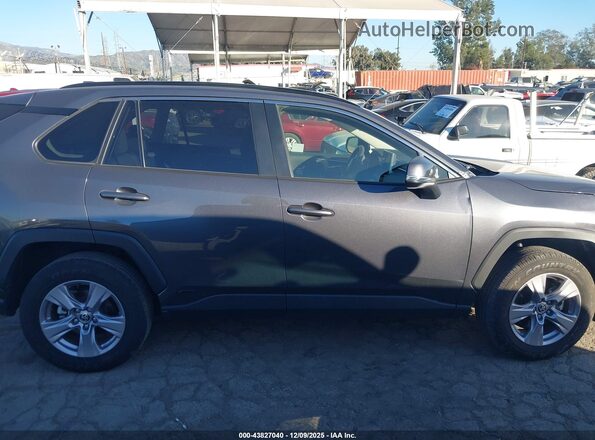 JTMRWRFV3RD222437 2024 TOYOTA LE Gray Vista interior trasera