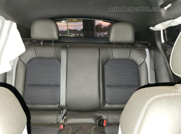 KL47LAEP2SB064771 2025 BUICK OTHER White Vista de los asientos traseros