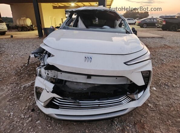 KL47LAEP2SB064771 2025 BUICK OTHER White Vista frontal
