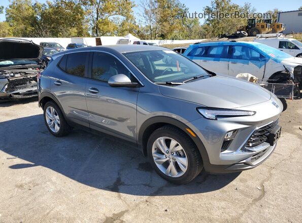 KL4AMBSL4SB083512 2025 BUICK ENCORE Silver Delantero derecho