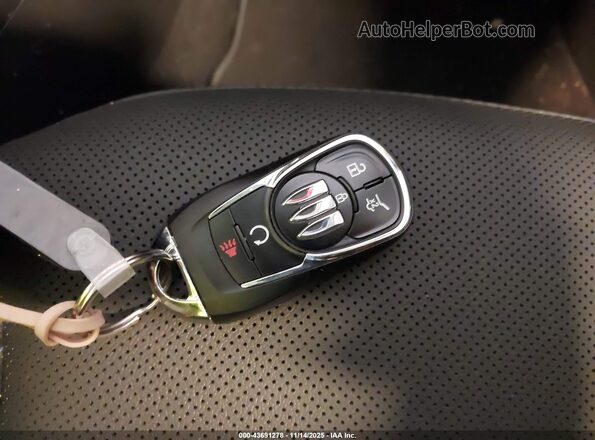 KL4AMDSL3SB173858 2025 BUICK ENCORE Серый Вид панели приборов