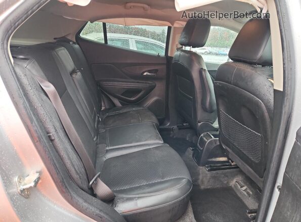 KL4CJESB0HB023617 2017 BUICK ENCORE Silver უკანა სავარძლების ხედი