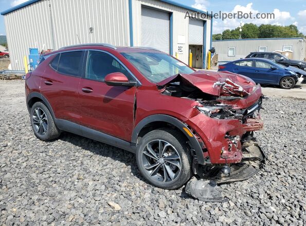 KL4MMESL7PB003464 2023 BUICK ENCORE Бордовый Передняя правая четверть