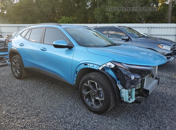 KL77LHEP4SC129450 2025 CHEVROLET TRAX Синий Передняя правая четверть