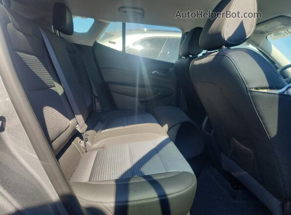 KL77LHEP5SC241206 2025 CHEVROLET TRAX Gray Widok wnętrza z tyłu