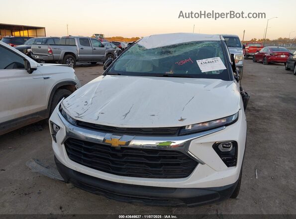 KL79MMS22RB215637 2024 CHEVROLET TRAILBLAZER White Вид спереду