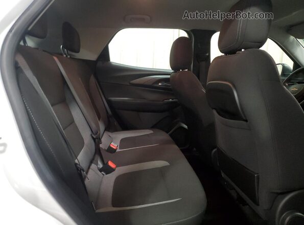 KL79MMS2XPB195313 2023 CHEVROLET TRAILBLAZER White Rear interior view