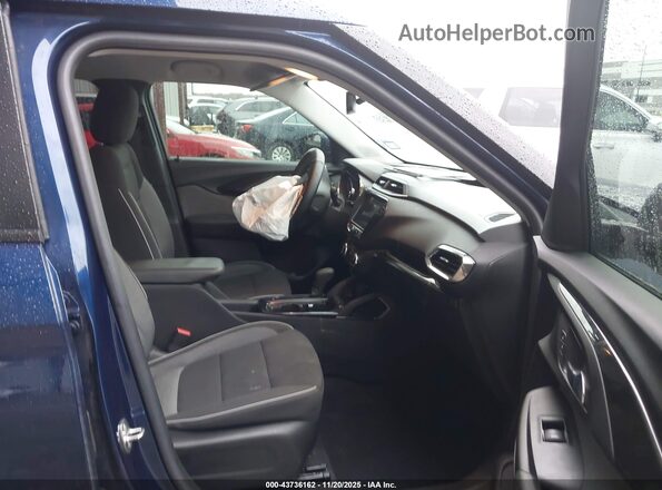 KL79MPS28NB138932 2022 CHEVROLET TRAILBLAZER Blue Widok wnętrza z przodu