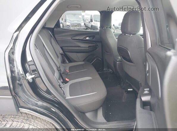 KL79MRSL4PB020819 2023 CHEVROLET TRAILBLAZER Black Вид наклейки з VIN-кодом