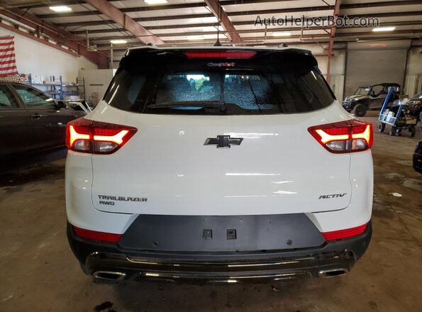 KL79MSSL2NB134094 2022 CHEVROLET TRAILBLAZER White Rear view