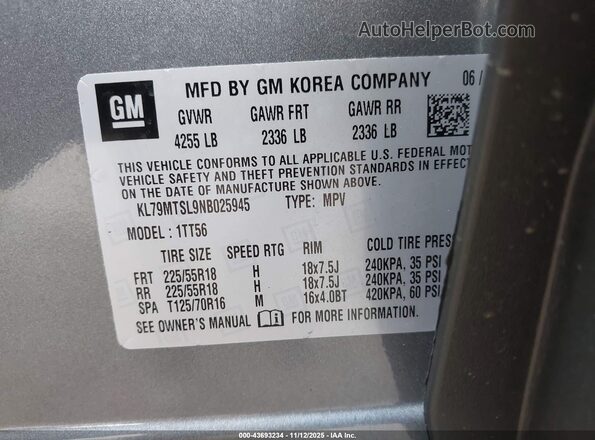 KL79MTSL9NB025945 2022 CHEVROLET TRAILBLAZER Gray Widok komory silnika