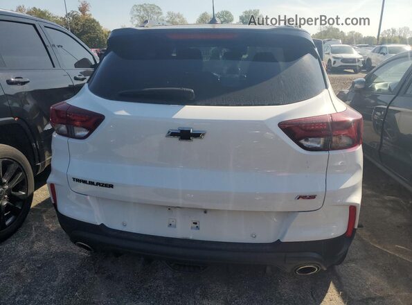 KL79MTSLXNB023749 2022 CHEVROLET TRAILBLAZER White უკანა ხედი