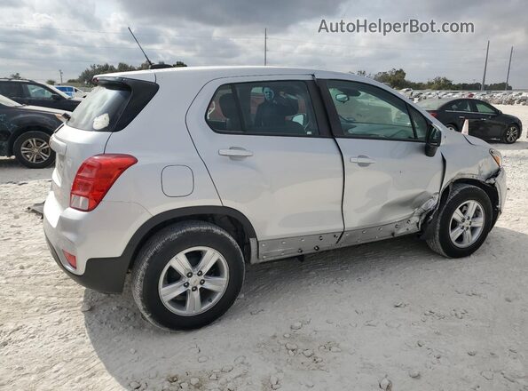 KL7CJKSB4MB324015 2021 CHEVROLET TRAX Silver Trasero derecho