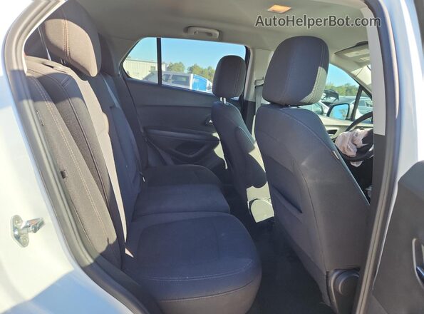 KL7CJKSMXNB549008 2022 CHEVROLET TRAX Белый Вид задней части салона