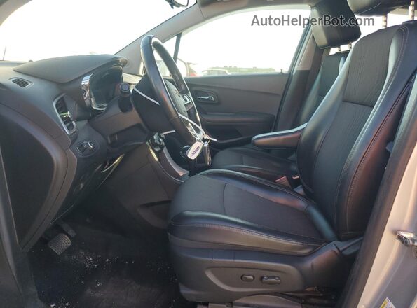 KL7CJLSB3JB558356 2018 CHEVROLET TRAX Silver 