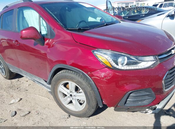 KL7CJLSM9NB561995 2022 CHEVROLET TRAX Red Widok z przodu