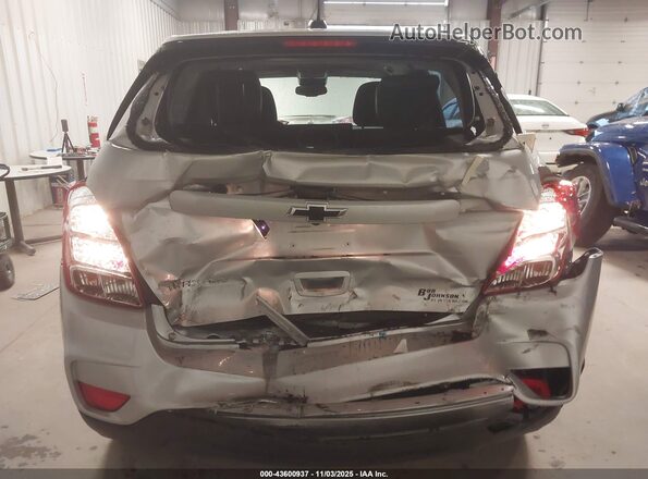 KL7CJNSB2MB301799 2021 CHEVROLET TRAX Gray Vista frontal
