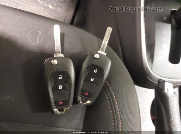 KL7CJNSB2MB301799 2021 CHEVROLET TRAX Gray Vista del salpicadero