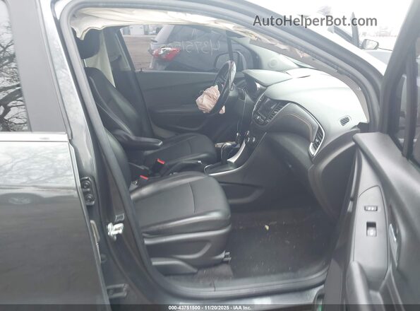 KL7CJPSB8JB610832 2018 CHEVROLET TRAX Gray 
