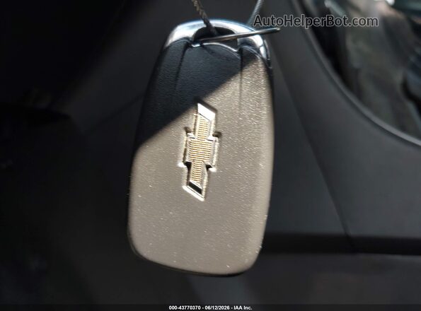 KL7CJPSB8KB810692 2019 CHEVROLET TRAX Серый Вид панели приборов