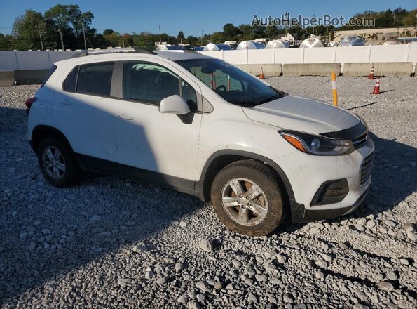 KL7CJPSM1NB523636 2022 CHEVROLET TRAX White Front right