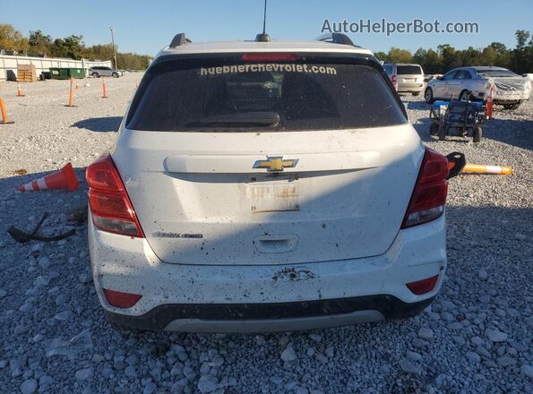 KL7CJPSM1NB523636 2022 CHEVROLET TRAX White Rear view