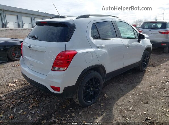 KL7CJPSM2NB534998 2022 CHEVROLET TRAX White Tył prawy
